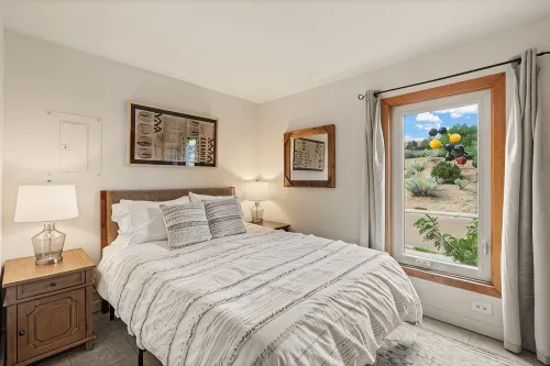 Vista Serenity: Cozy Kiva, mountain views, 3 minutes from downtown - Mountain view