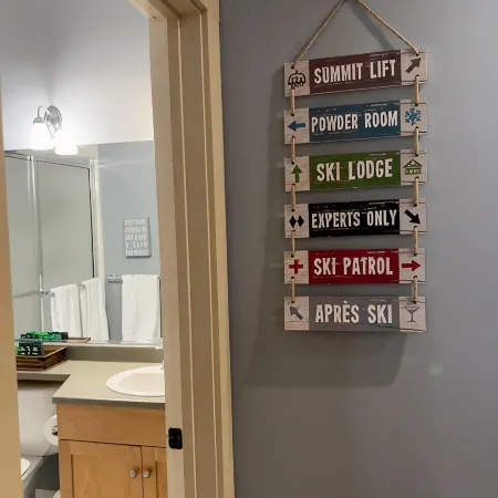 5 minute walk to lifts and Stratton Village! Cozy fireplace with a private patio