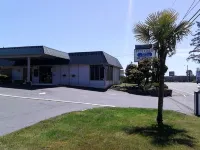 Blue Coast Inn & Suites Hotels in Curry County