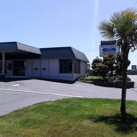 Blue Coast Inn & Suites