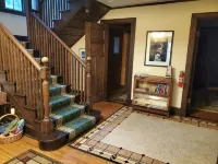 Adirondack Artist Retreat -spacious 5 bedroom w/ 9 person hot tub and more! - 4 estrellas