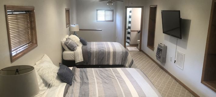 Great retreat!  Close to lake and marina 巴克斯特縣住宿飯店
