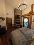 霍爾斯頓河山林小屋: 豪華河畔、熱水浴缸、垂釣、景觀 & 酒莊 - Wi-Fi