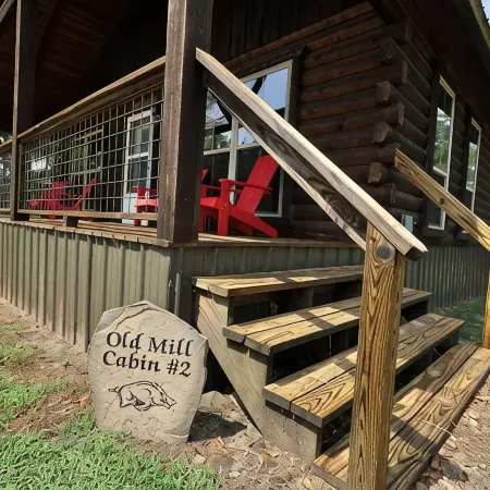 Old Mill Cabin #2 - on the Little MO River, Large Yard, Bunk Room!