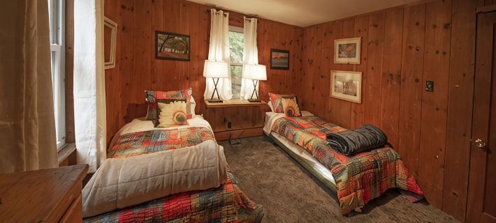 Hideaway Cottages, Cottage B Hotels in Sullivan County