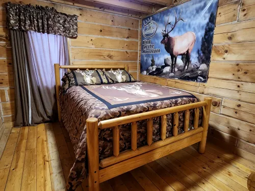 Larsen Hunters Rustic Cabin - 2-Star