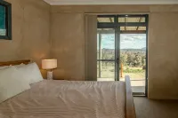 Jamaicaville - 90 Acre hilltop off-grid eco-home with awesome views - balkon