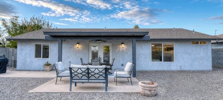 Downtown Gilbert Getaway - Sleeps 8 Hotels in Gilbert