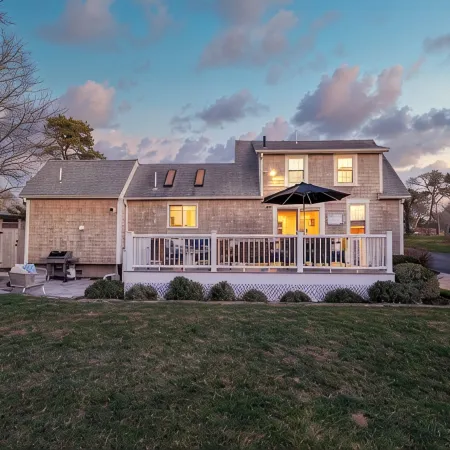Beach Bungalow: Steps to Beach, Luxury Family Fun