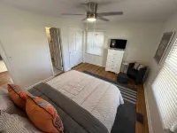 Westwood Luxury Ranch Home includes washer/dryer - 3-Star