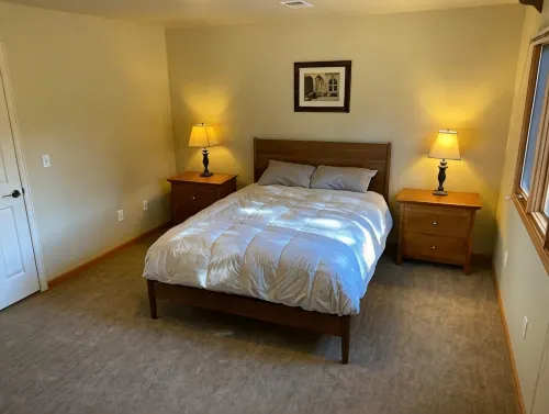 Cozy, Spacious, Private Rocky Mountain Guest Suite - Condos