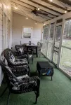 Beautiful Private Lakefront Cottage with Hot tub - 3-Star