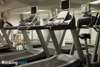 Washington Plaza Hotel - Gym