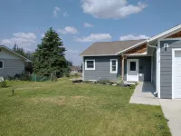 Highway 2 Modern Cottage - 4성급