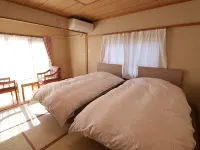 Kakeyu Onsen Kutsurogi No Yado Kuroiwa Ryokan - parking