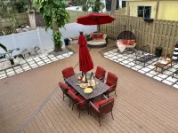 Perfect Summer backyard, Steps to Beach, Bikes, boogie-board, bunk beds, Grill - 2-Sterne
