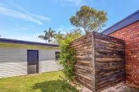 Gorgeous Beach House - End of Summer Deals! - 3-Star