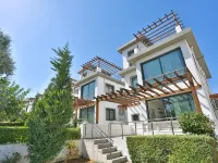 Sky Breeze Villas - Villas