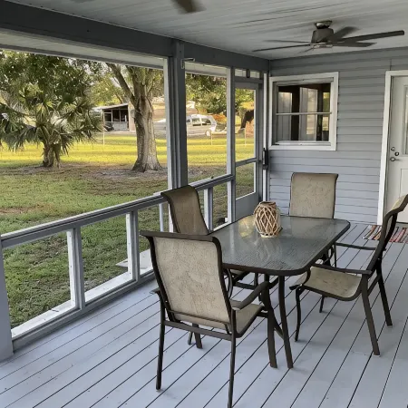 Green Acres! - Spacious secure home with ample boat parking for fishing & fun!