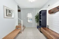 Beach Paradise with New Luxury Private Pool- Quick Walk to Beach & Shops - 4-Star