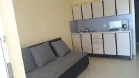 Cozy apartment on the ground floor with a small terrace - 무료 와이파이