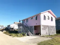 Little Pink Cottage Obx - Steps Away from Private Beach Access! - 3-Star