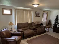 Great area for hunting and fishing, dog kennel on property - Wifi