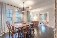 The Wilson House - Central Waco - Boutique