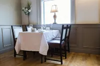 Creighton Hotel - Frühstück