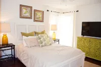 BOATING LOVERS PARADISE! Enjoy our STUNNING 3 bed/3bath Orange Beach Bayou Condo - 2 ดาว