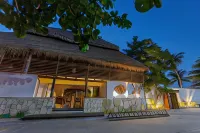 Lotus Beach Hotel - Adults Only - Infinity Pools