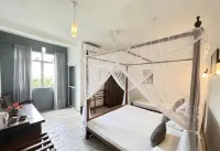 Holiday Inn Unawatuna - parkir