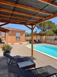 Chambres d'hôtes, B&B climatisées la Borrellienne - Private Pool