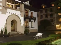 Hotel y Apartamentos Arias - 3-Star
