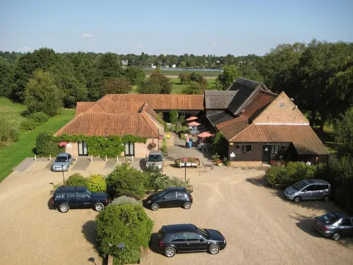 Ivy House Country Hotel - 3つ星