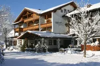Hotel Filser - Mountain view