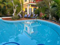 Happy Family Guesthouse - Pools
