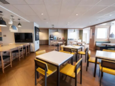 Fairfield by Marriott Inn & Suites Fond du Lac Hotels in Fond du Lac County