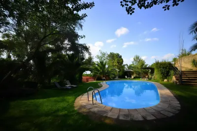 Mont-Sant Hotels near Plaza Jaume I