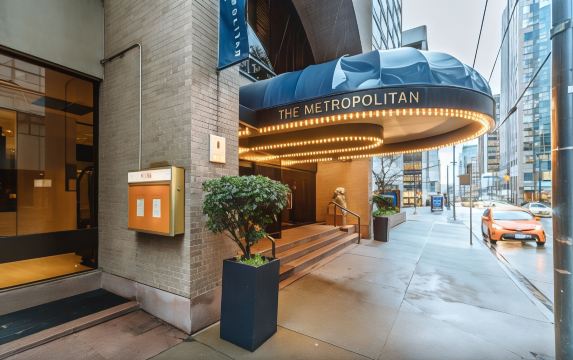 Metropolitan Hotel Vancouver Hotels in Vancouver