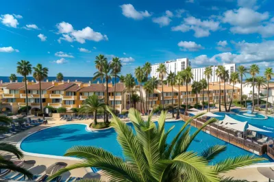 Royal Son Bou Family Club Các khách sạn ở San Jaime Mediterraneo