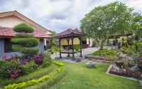 Hotel Sentral Hotels near Buleleng Agro III DEMPLOT MANGGA