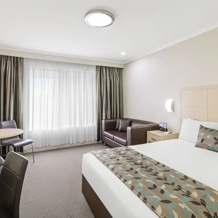 Garden City Hotel, Signature Collection