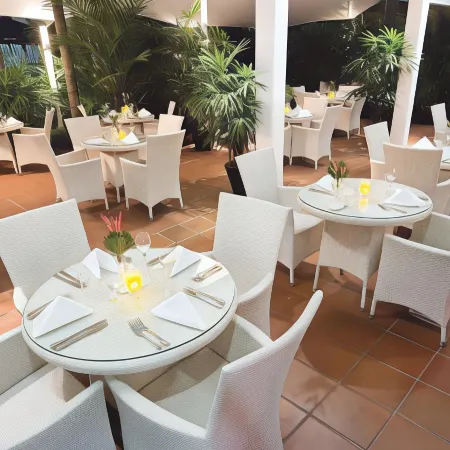 Ramada By Wyndham Cairns City Centre
