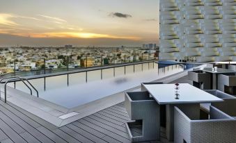 Davanam Sarovar Portico Suites Bengaluru