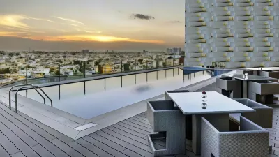 Davanam Sarovar Portico Suites Bengaluru