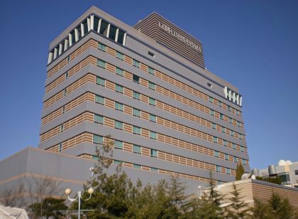 Gumi Century Hotel