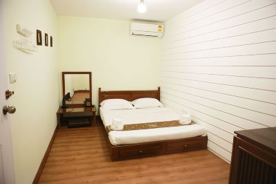 Double Bed With Private Bathroom Non smoking