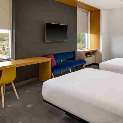 Aloft Chapel Hill Rooms