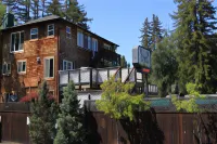 The Woods Hotel - Gay Lgbtq Cabins Hotels in Guerneville
